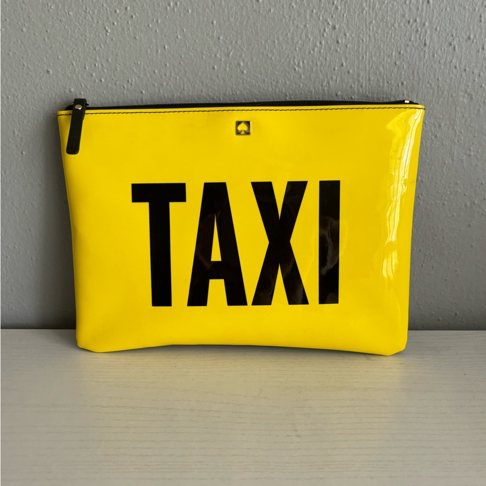 ✨SOLD✨NWOT - kate spade New York Taxi/Off Duty clutch